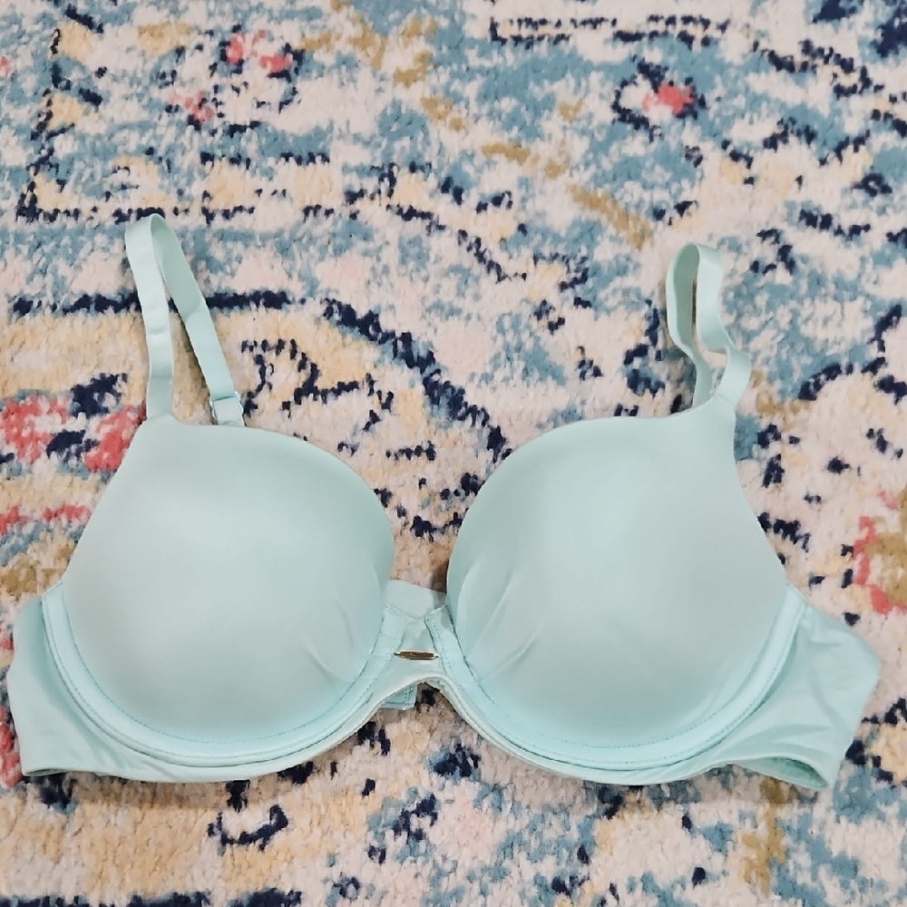 Victoria Secret Underwire Bra